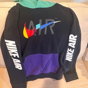 Nike hooded sweat shirt